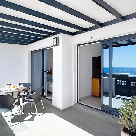 アパート Callao 3 *